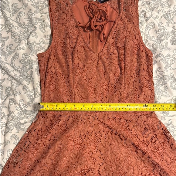 Trixxi coral Scoop Neck Tie Front Sundress - Picture 9 of 10
